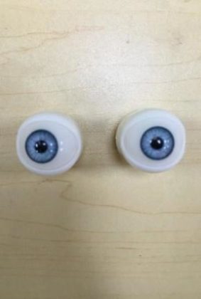 Movable eyes