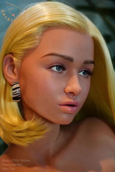 Alternative view of 163 cm (5,34 ft) Galatea Doll - Poupée en Silicone – Tête JS062 - Corps bronzé